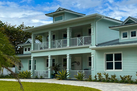 Coastal Style White Aluminum Mariners X Balcony and Porch Railing