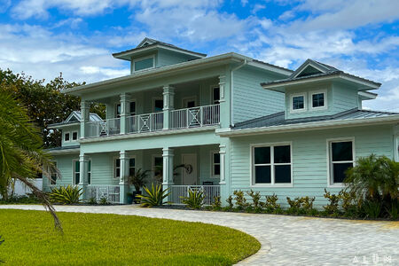 Mariners X Balcony Railings